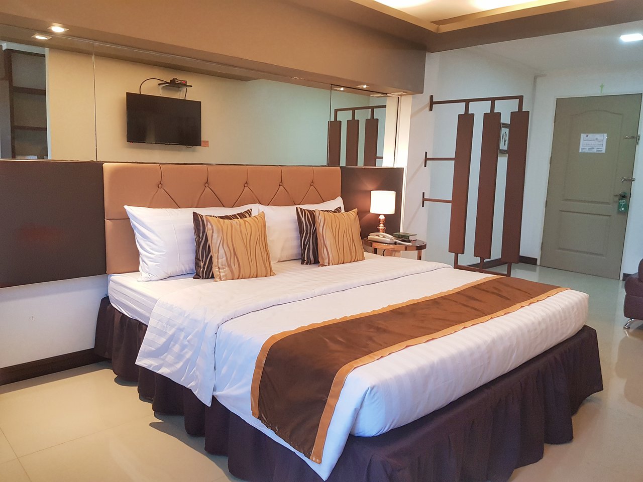 airbnb silay city