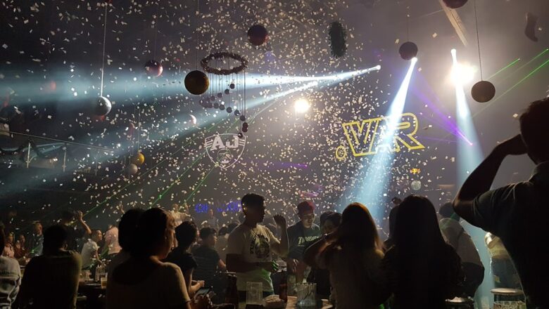 Top 11 Nightclubs & Bars to Light Up Your Night in Cebu