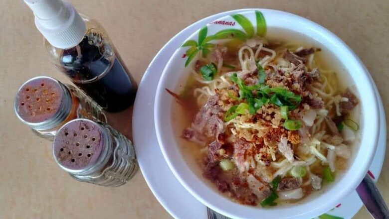 15 Places to Find The Best Batchoy in Bacolod: A Noodle Nirvana for Every Palate
